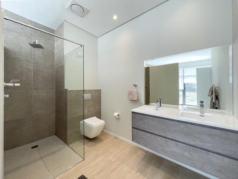 To Let 2 Bedroom Property for Rent in Hout Bay Western Cape